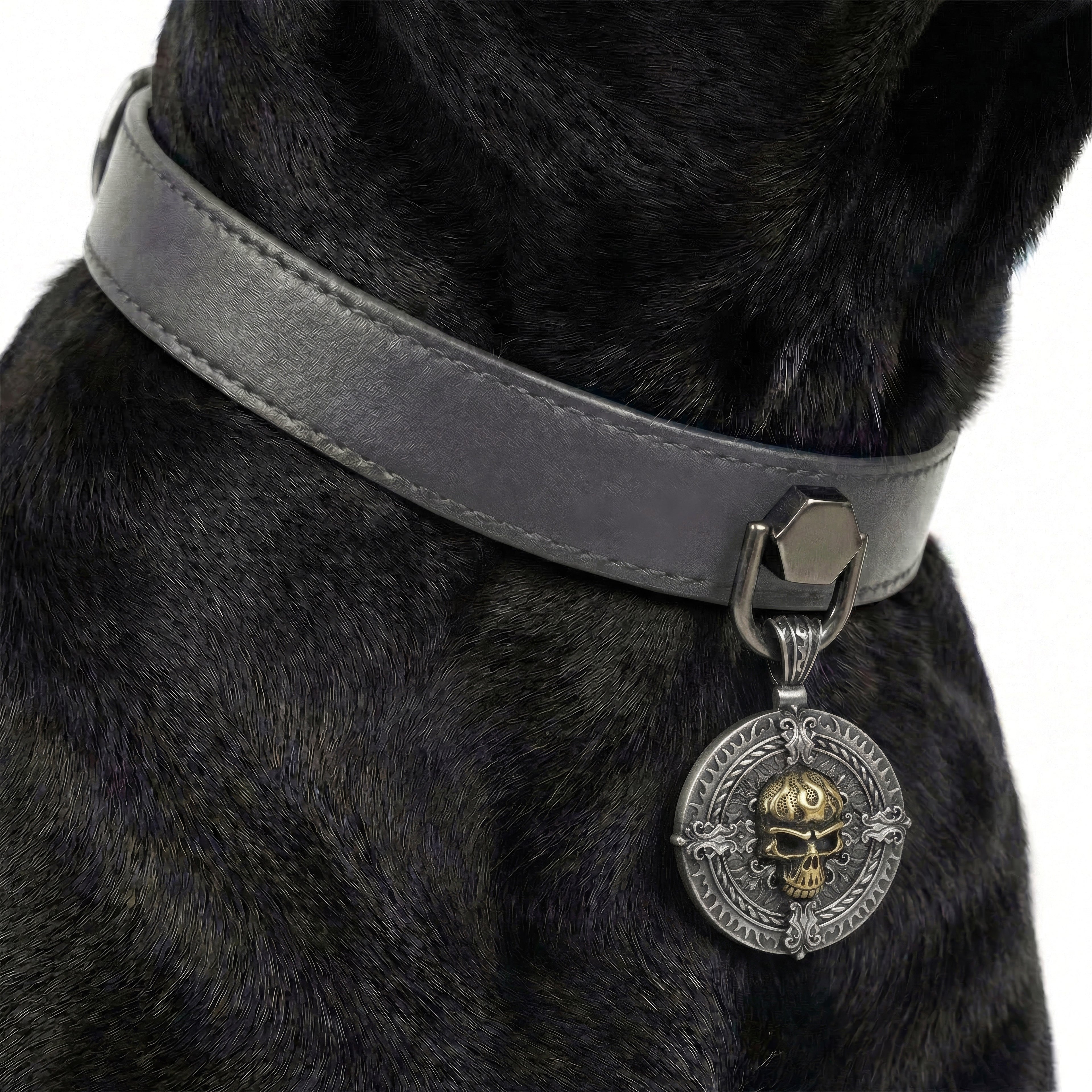 Preview - Grey Golden Skull